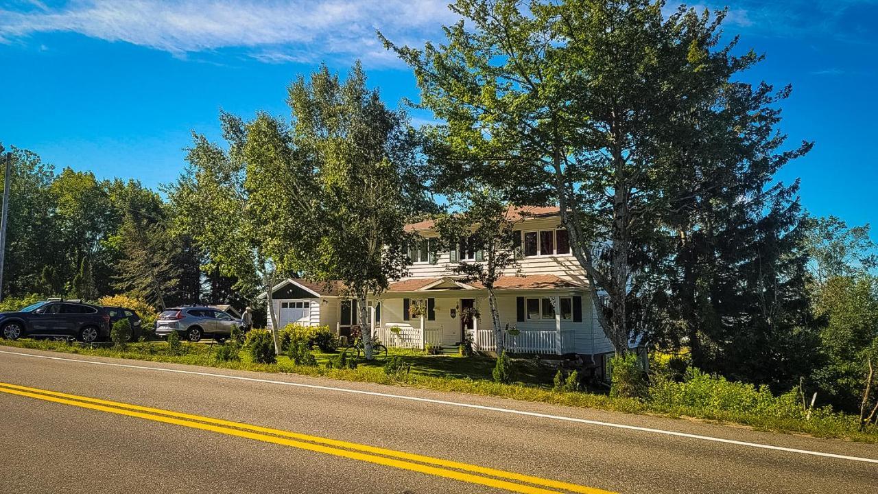 B&B Panorama St-Pierre-de-l'Île-d'Orléans المظهر الخارجي الصورة