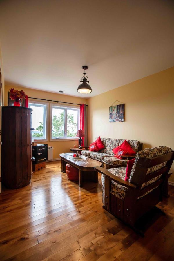 B&B Panorama St-Pierre-de-l'Île-d'Orléans المظهر الخارجي الصورة
